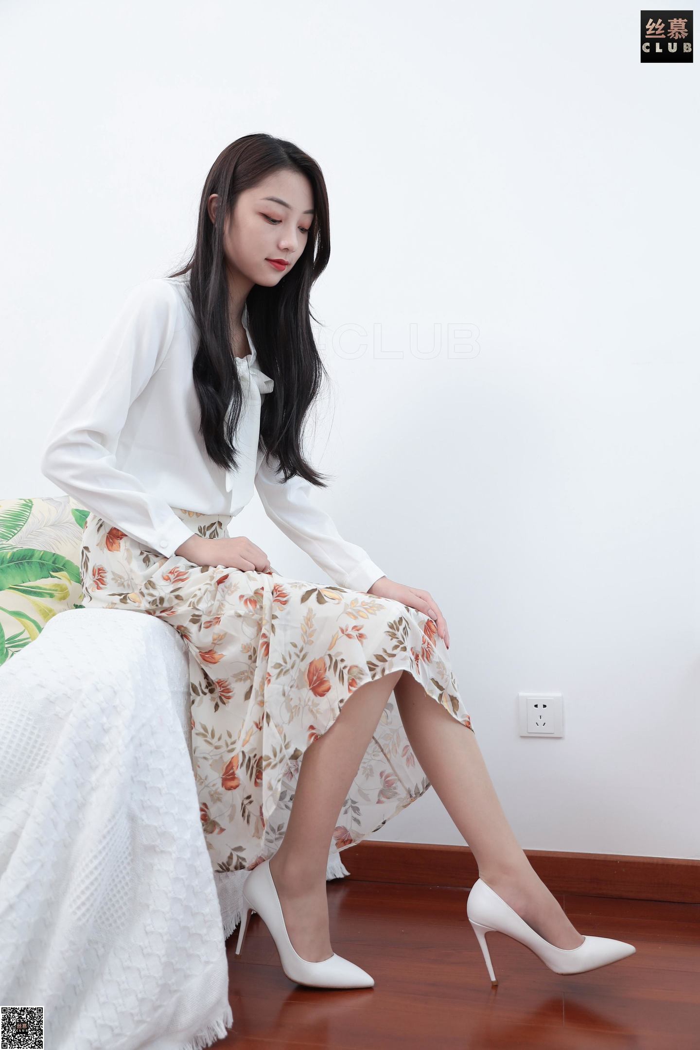 丝慕写真 SM063 诗晴 《她笑了》