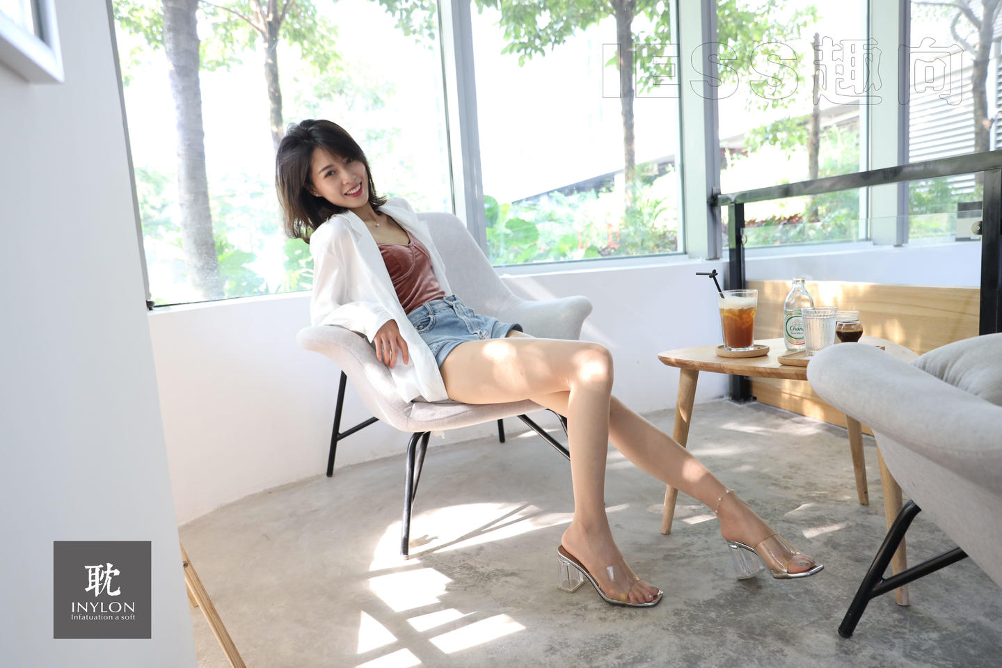 [IESS异思趣向] 耽丝 044 阳光房里的邱主管