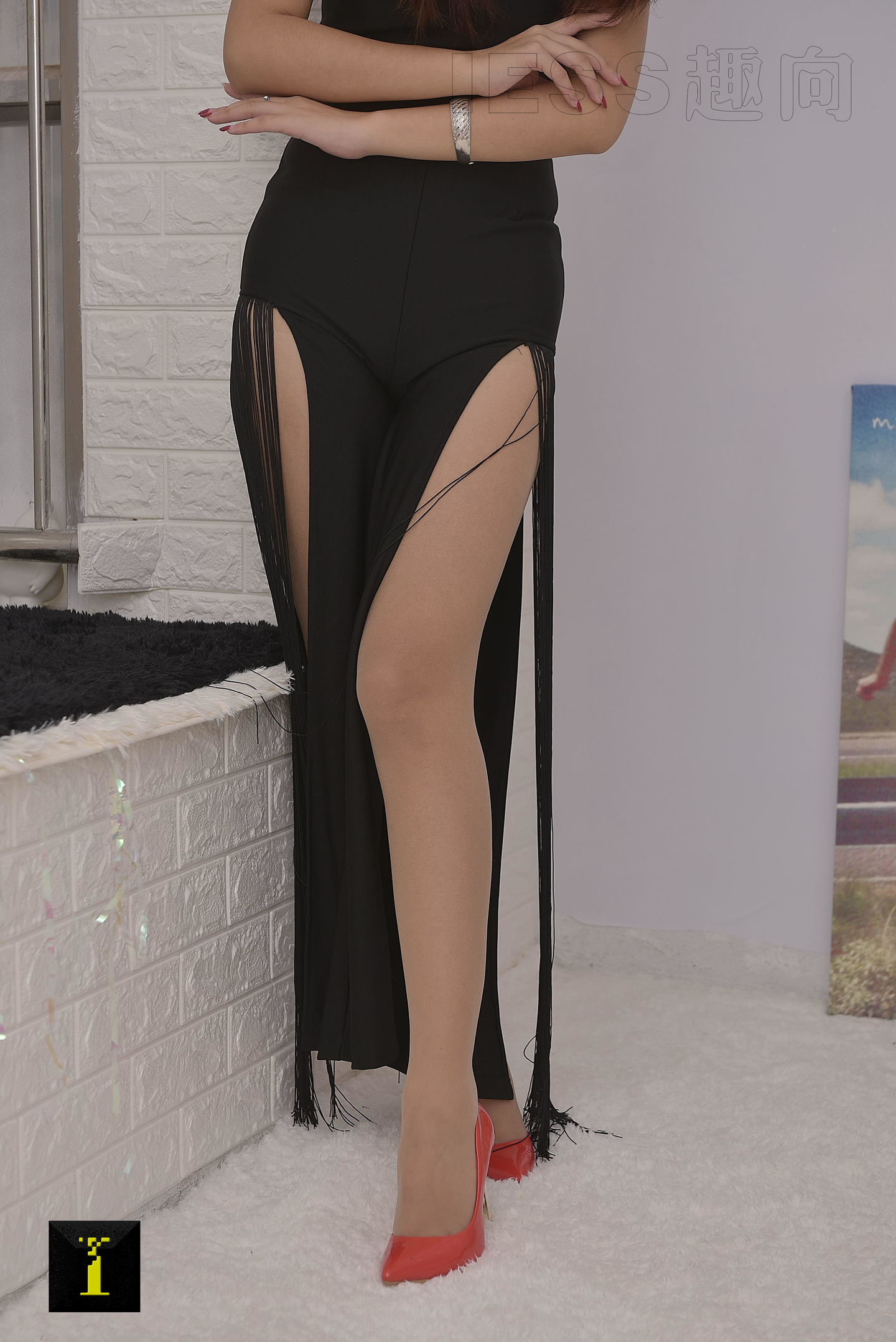 [IESS异思趣向] 普惠集 120 – 别人家的模特 – 肉感