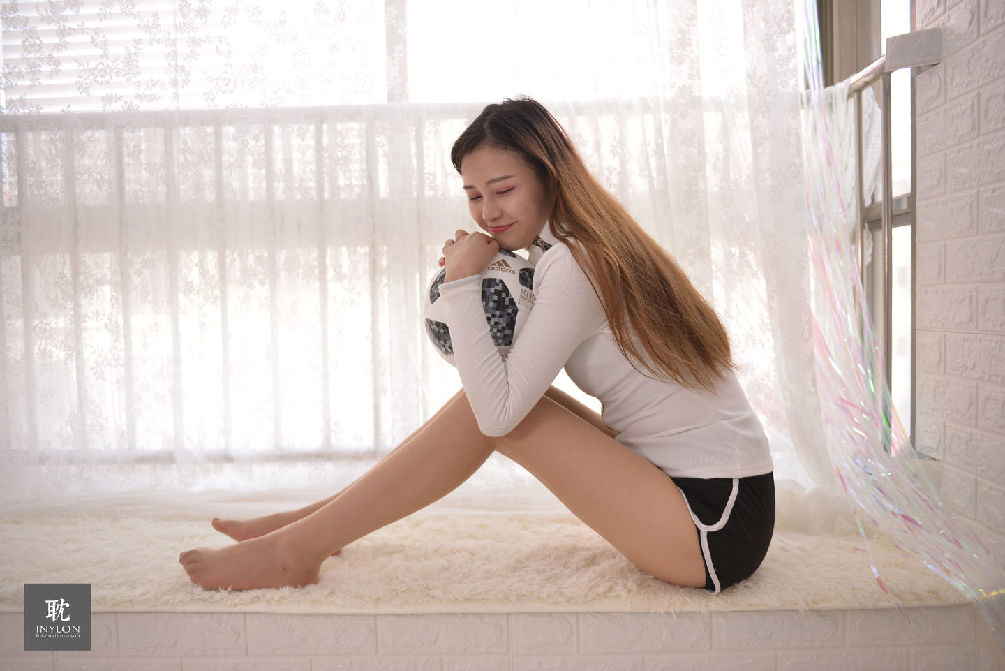 [IESS异思趣向] 普惠集 235- 模特：九妹 快乐玩个球