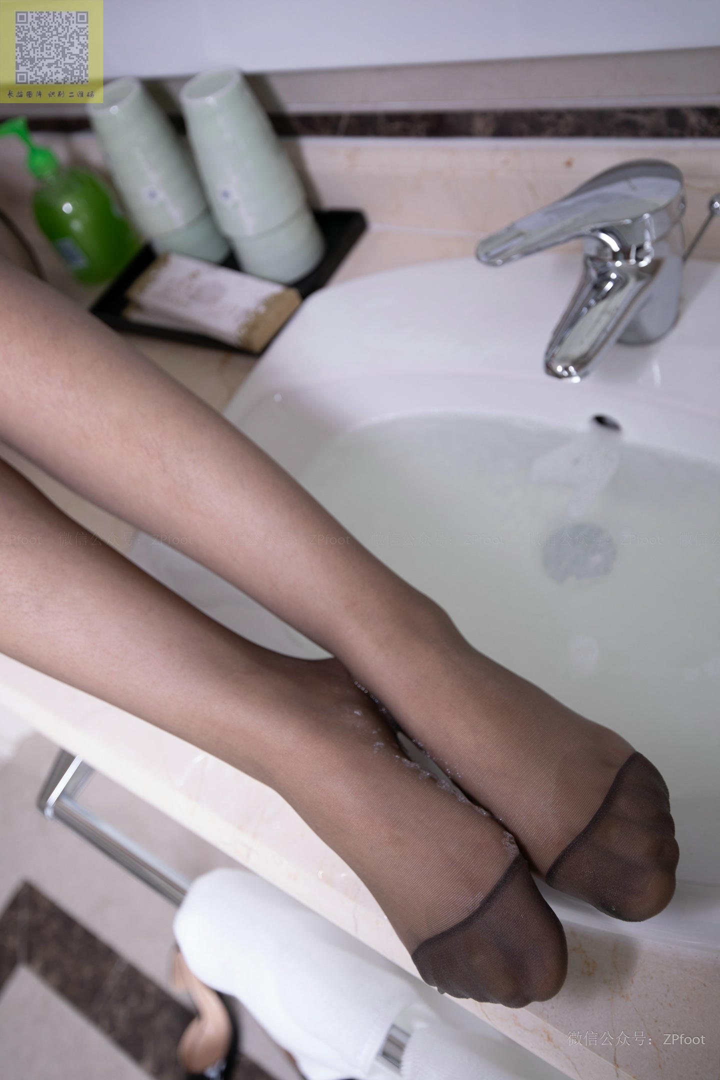 ISS山茶摄影 114 来个丝袜SPA