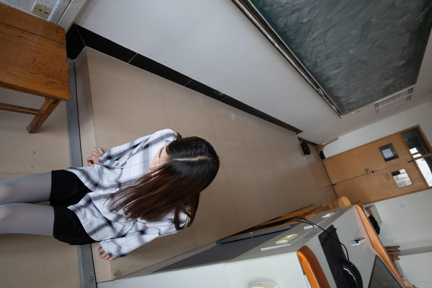 ISS山茶摄影 308 教室里的灰丝