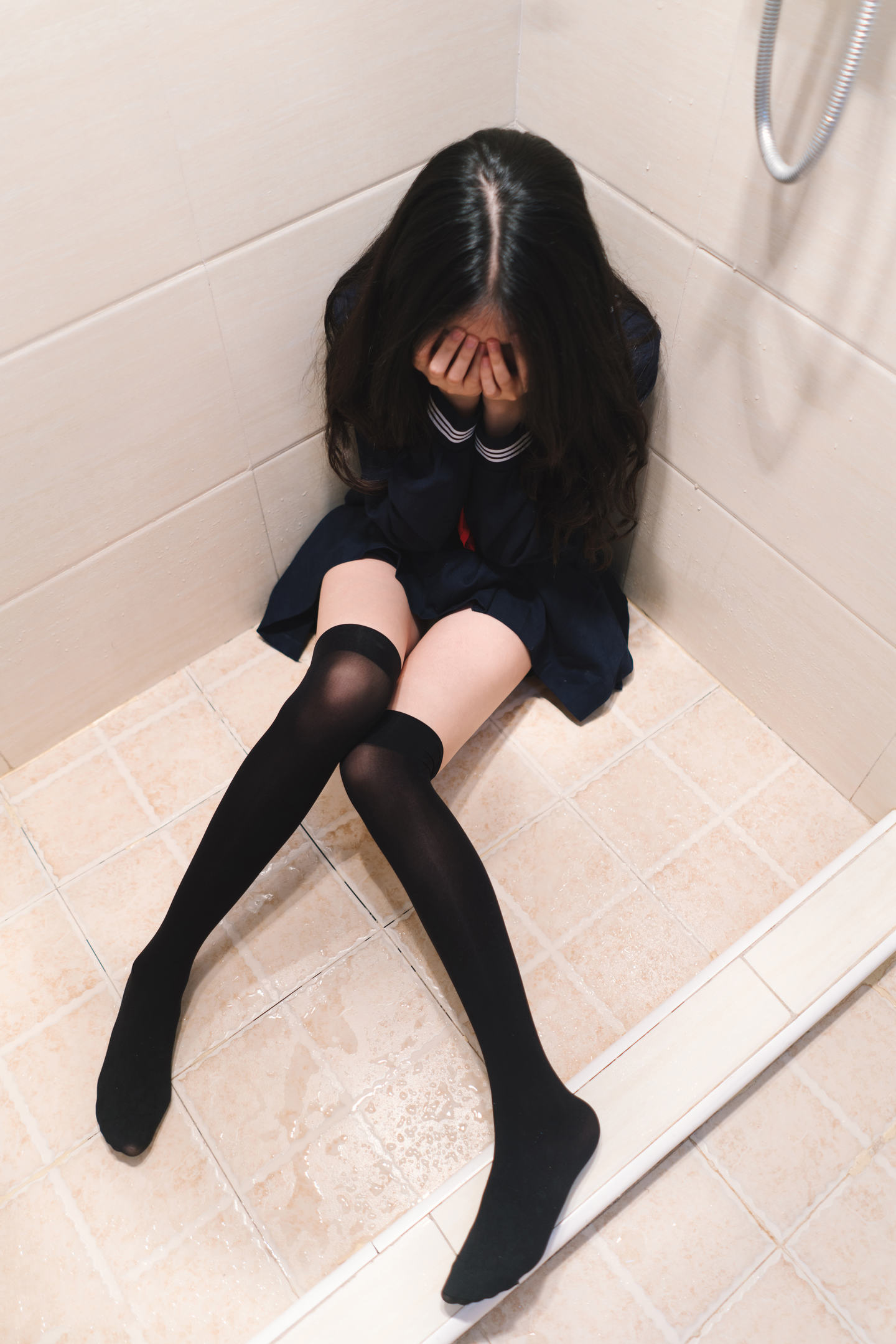 风之领域 NO.283 纯黑系黑丝少女