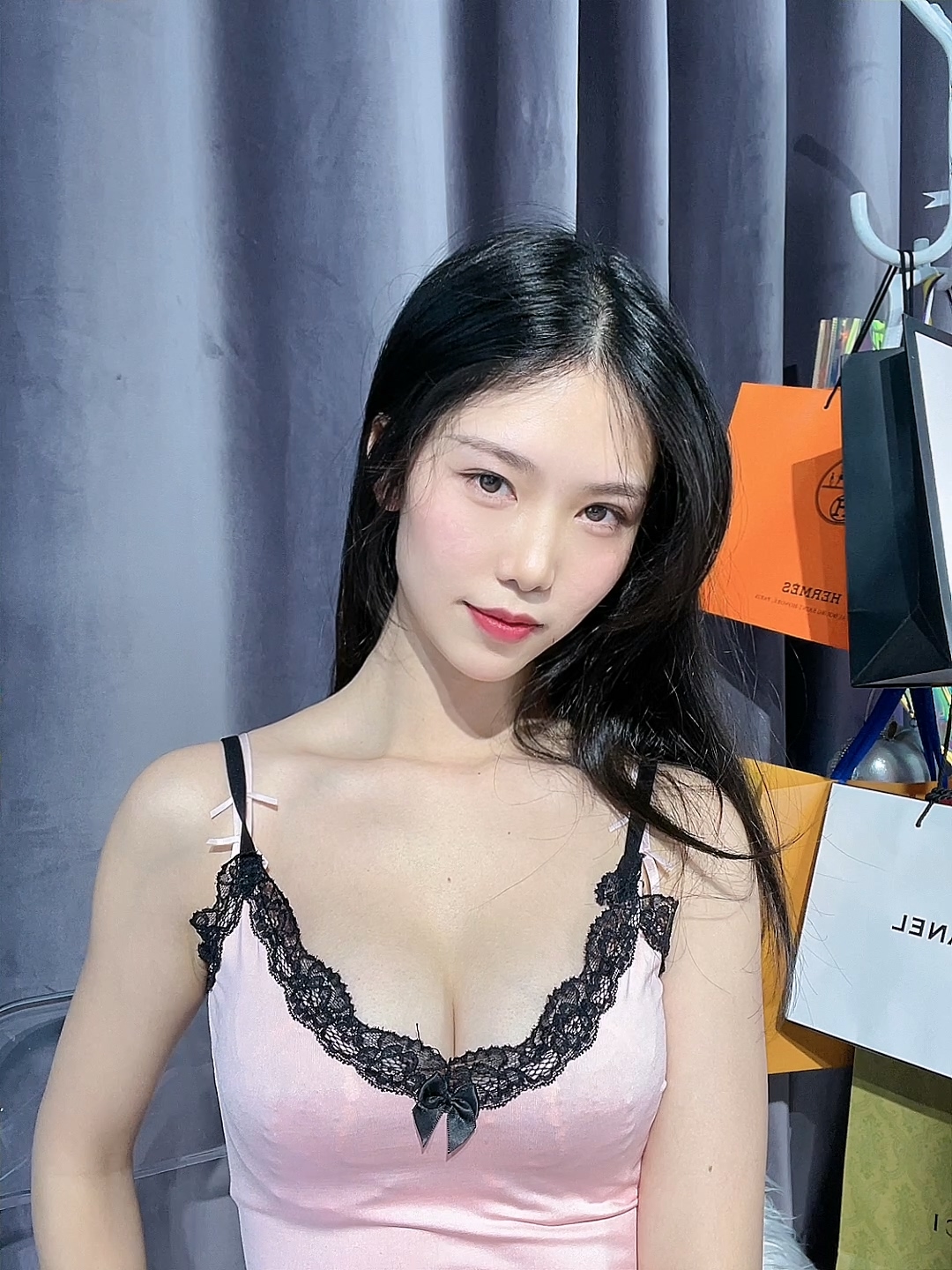 抖娘-利世 NO.149  粉内女友 1V