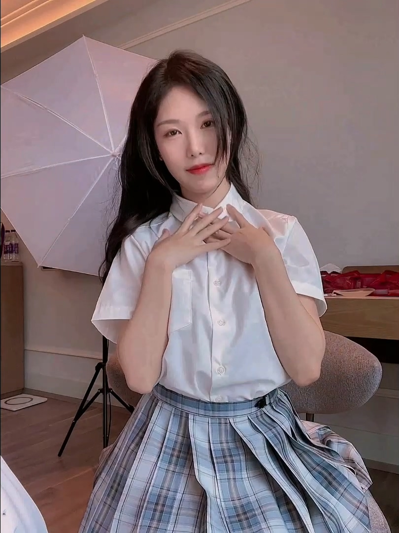 抖娘-利世 NO.072 jk制服 1V