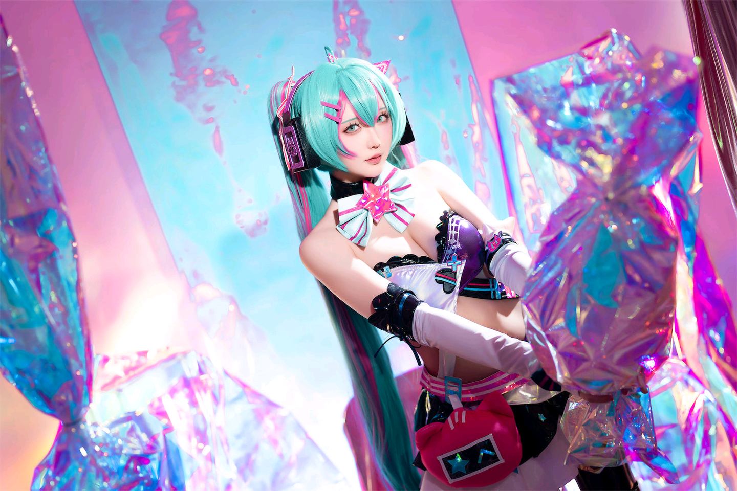 星之迟迟 NO.201 Miku初音未来 喵斯快跑 [73P]