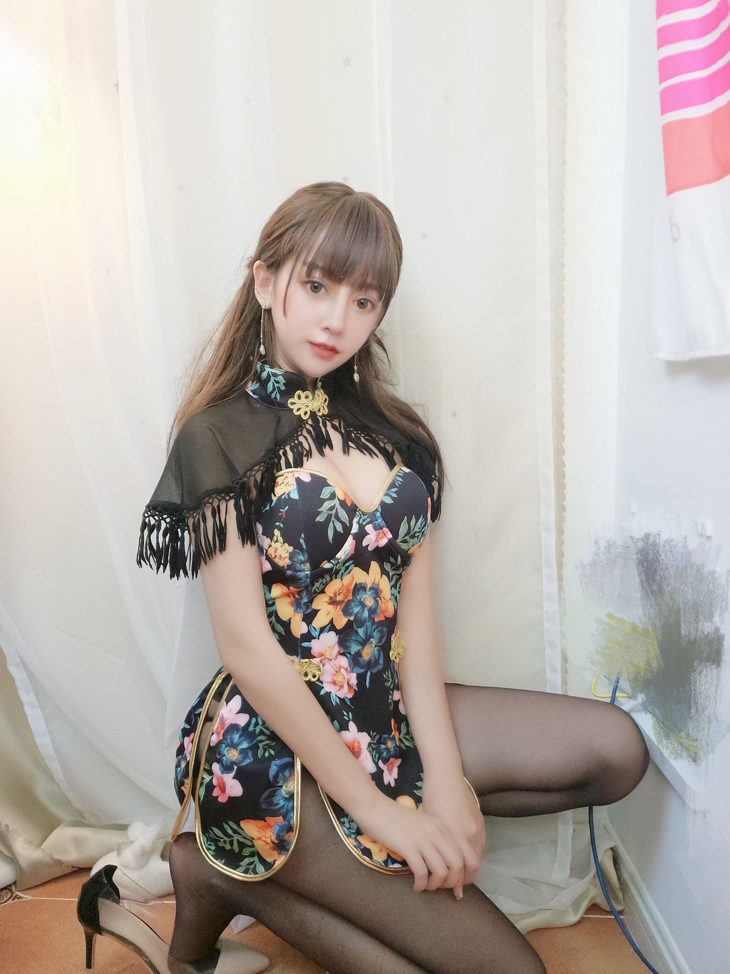 过期米线线喵 NO.051 披肩小洋装 [17P]