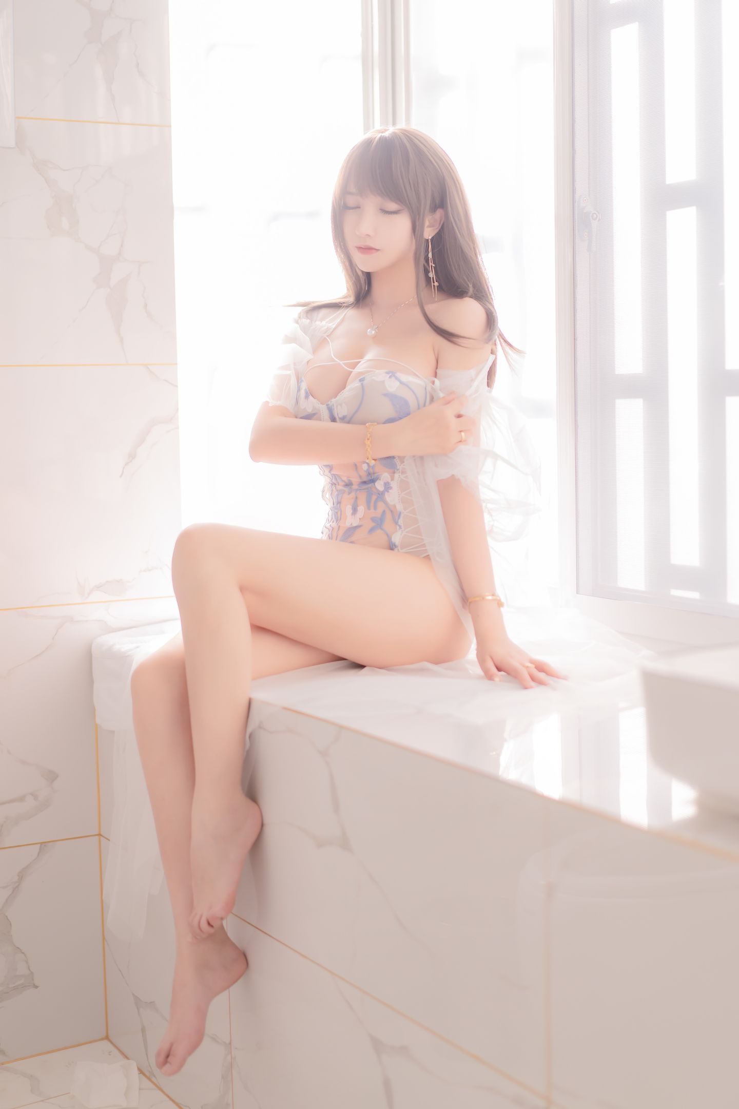 过期米线线喵 NO.093 午后[68P]