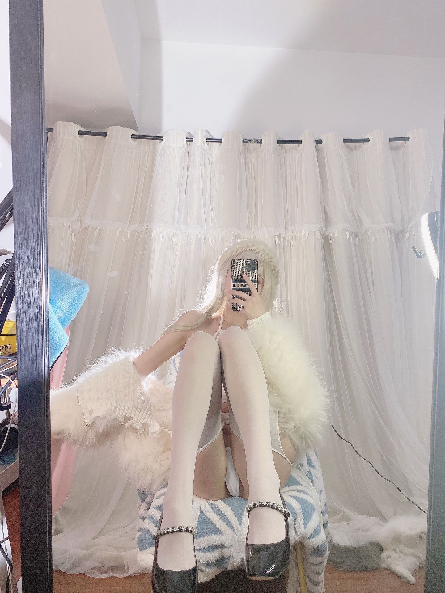 过期米线线喵 NO.111 白月光[40P]