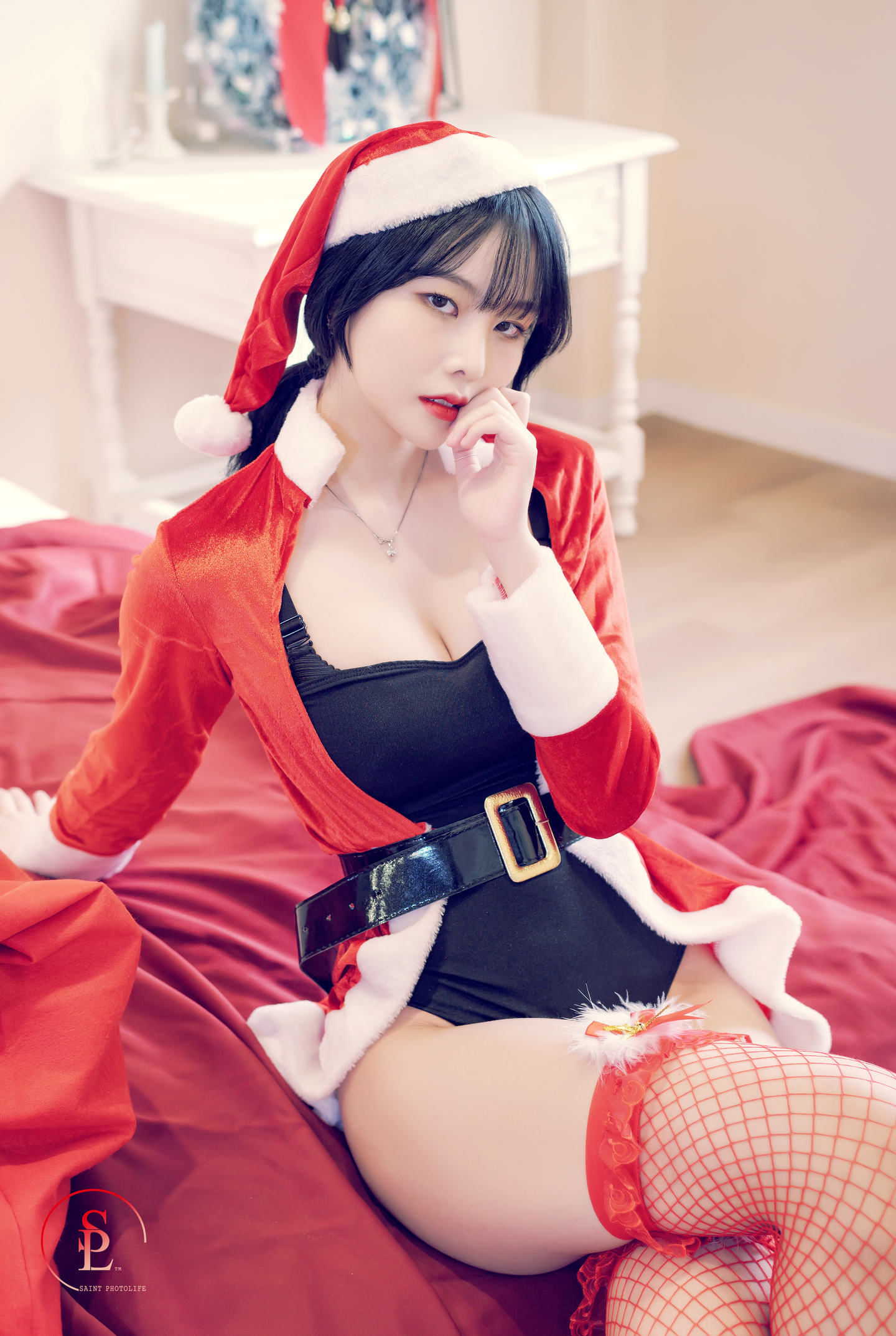 SAINT Photolife Vol.0128 Yuna (유나) Vol.24 Merry Yuna’s Xmas